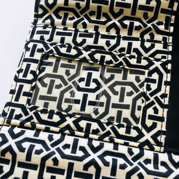 Vera Bradley “Dogwood” Tri-Fold Wallet - Picture 4 of 5